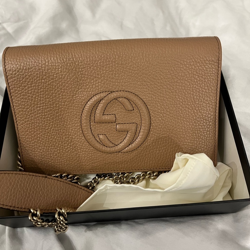 Gucci Camelia Beige Soho Disco Leather Crossbody Bag wallet on chain - Picture 2 of 8